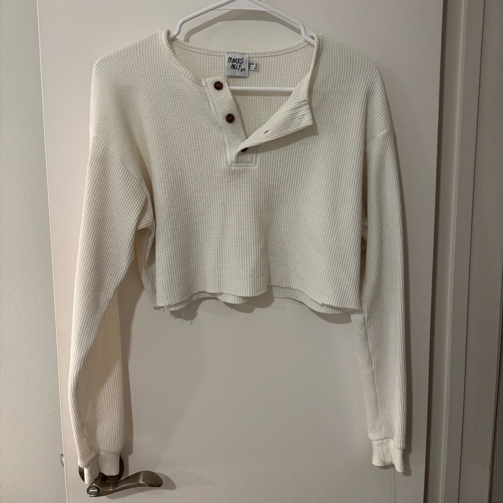 White crop long sleeve